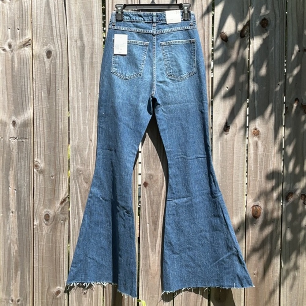 Forever 21 Flair Denim Jeans - Picture 2 of 6